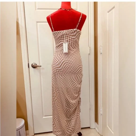 SPAGHETTI STRAP RUCHED PRINTED MAXI DRESS - Picture 8 of 12